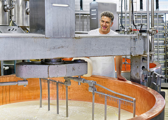 Аппаратчик производства сухих молочных продуктов