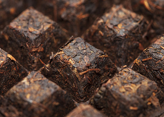 Прессовщик кирпичного чая